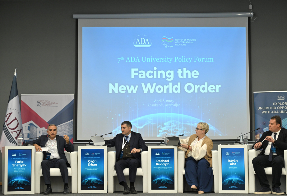 Podiumsdiskussionen zum Thema „Geopolitische Umwälzungen und deren Auswirkungen auf regionale Souveränität“ in Khankendi