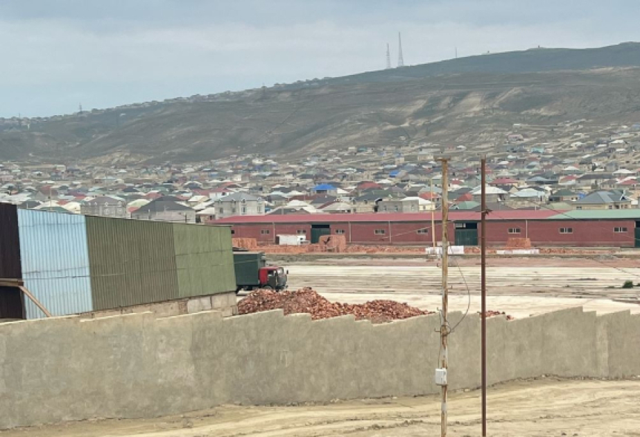 Qobu kəndindəki kərpic zavodundan atmosferə tullantıların atılması ilə bağlı şikayət araşdırılıb