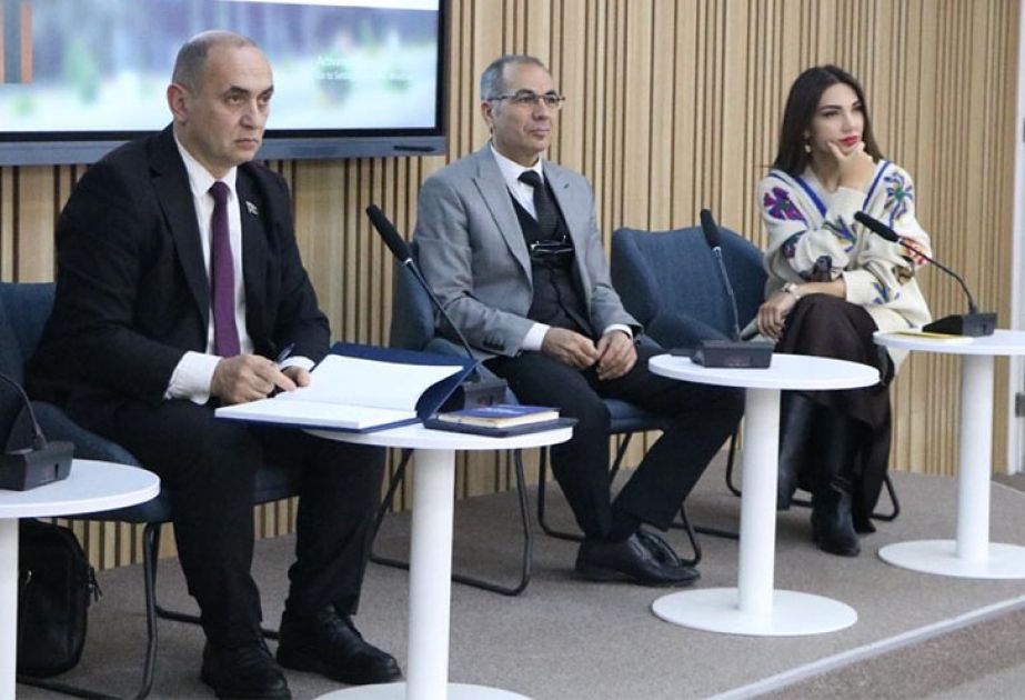 Azərbaycan Universitetində növbəti kitab təqdimatı olub