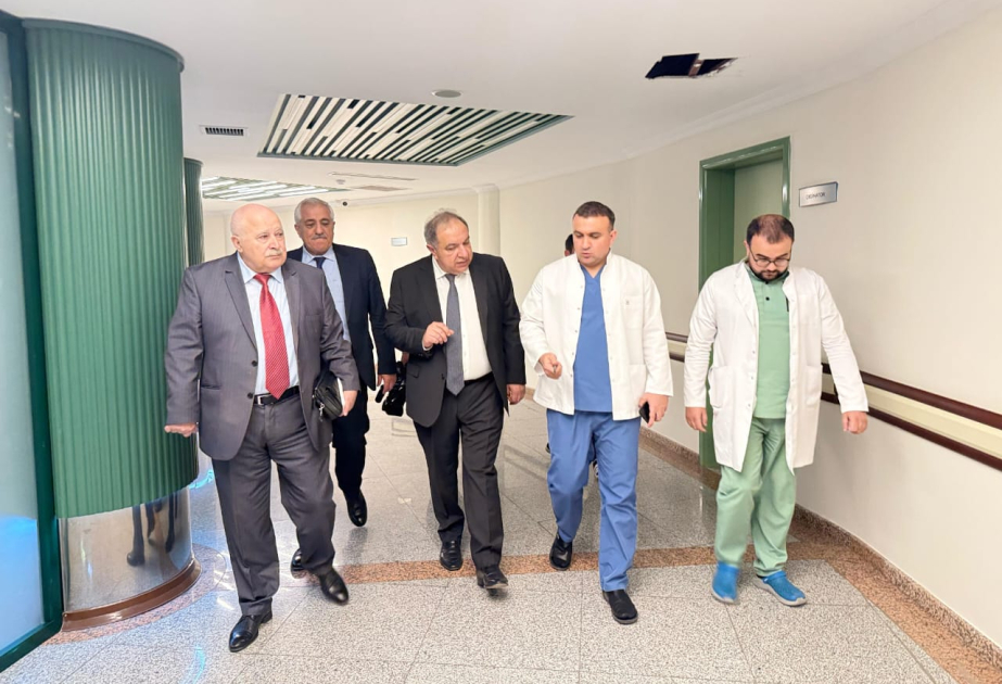 Naxçıvan Sağlamlıq Mərkəzində yüksəkixtisaslı cərrahlar tərəfindən müayinə və əməliyyatlar həyata keçirilib