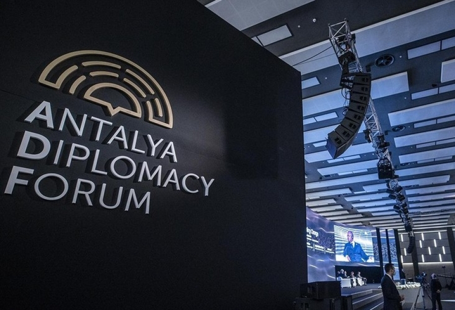 Comienza en Antalya el IV Foro Diplomático