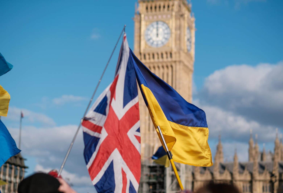 Media: Britaniya və Norveç Ukraynaya 580 milyon dollar hərbi yardım ayıracaq