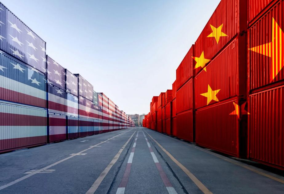 La Chine porte à 125% les droits de douane supplémentaires sur les produits américains importés
