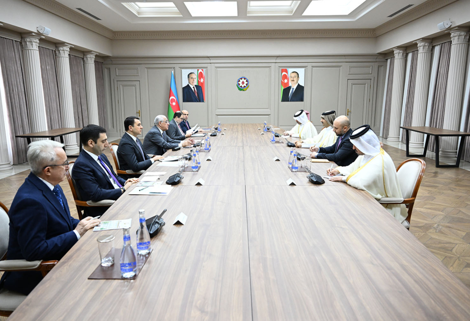 El Primer Ministro de Azerbaiyán se reunió con el Ministro de Cultura de Qatar