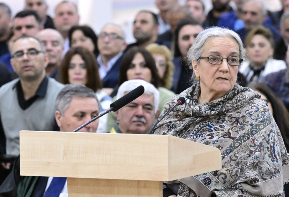 Víctima de Khankendi: “Kocharyan lubricaba las máquinas de nuestra fábrica y luego se convirtió en secretario del Komsomol”