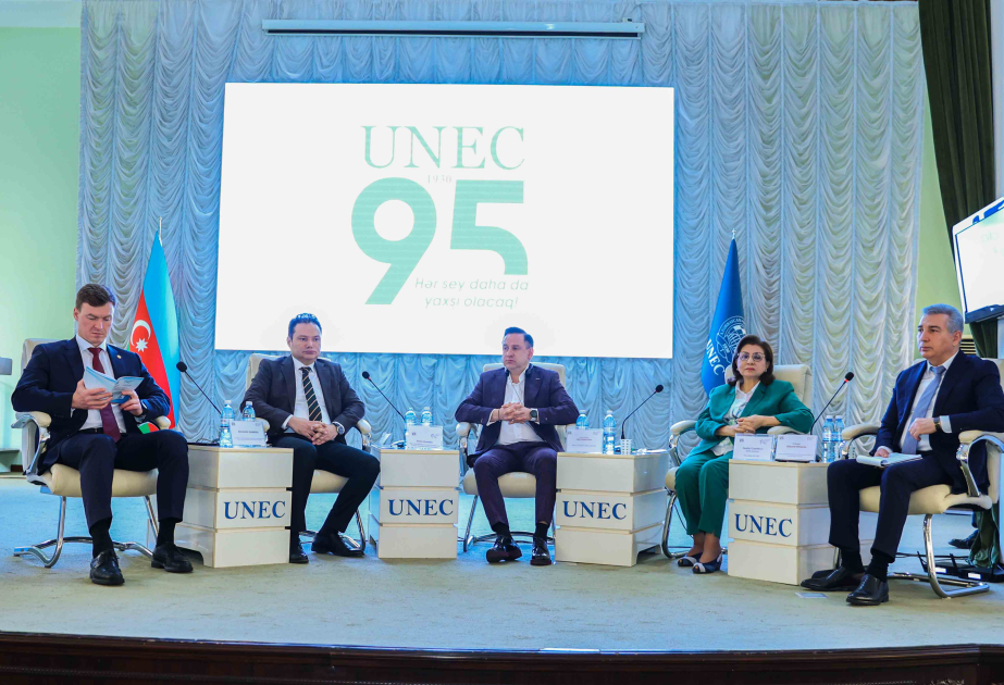 UNEC-də “Sahibkarlıq təhsili: iqtisadi artımın yeni imkanları” mövzusunda konfrans keçirilib