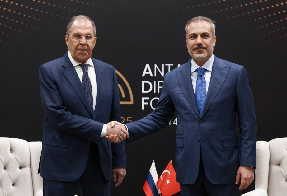 Rusiya və Türkiyənin xarici işlər nazirləri Cənubi Qafqazda vəziyyəti müzakirə ediblər