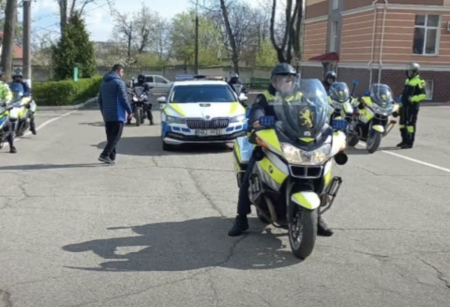 BŞDYPİ-nin əməkdaşları Moldovada yol polislərinə mototəlim keçiblər