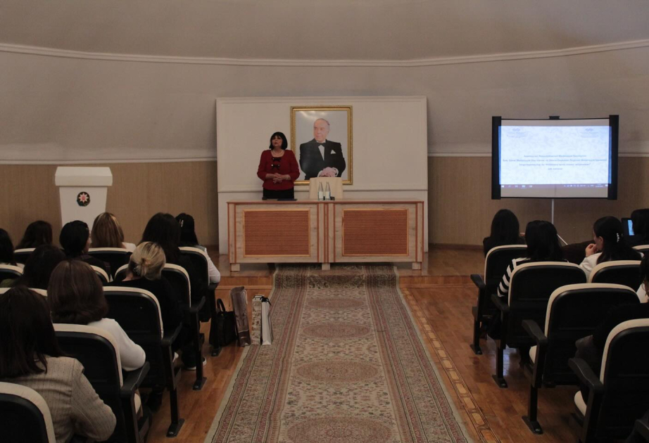 Gəncədə “Kitabxana işinin müasir istiqamətləri” adlı seminar keçirilib
