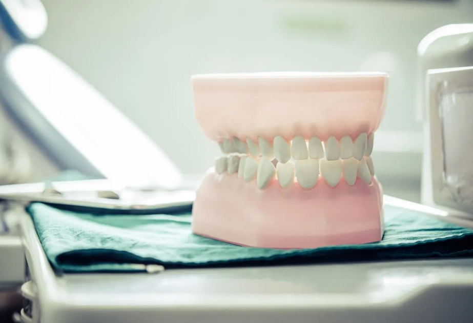 Human teeth grown in a lab for first time by scientists