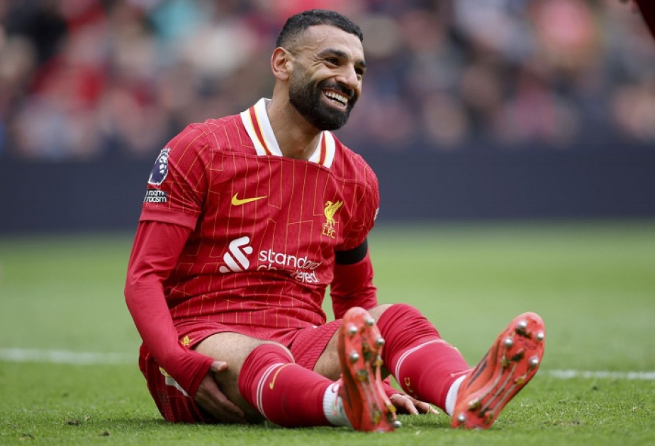 Liverpool edges closer to Premier League title, Newcastle thrashes Man Utd