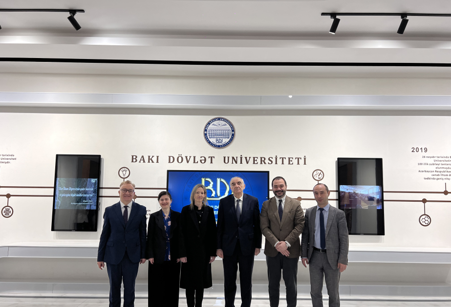 Delegación española visita la BSU