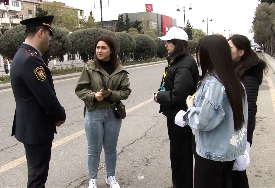 Sumqayıtda piyadalar arasında yol hərəkəti qaydalarının təşviqi işinə könüllü gənclər də cəlb olunublar VİDEO