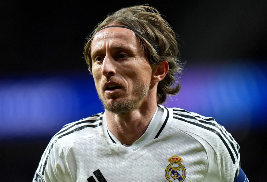 Modric to become Swansea minority owner