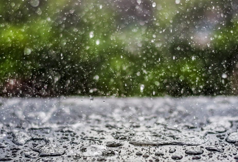 预警：巴库和阿布歇隆半岛预计出现大雨和雷雨