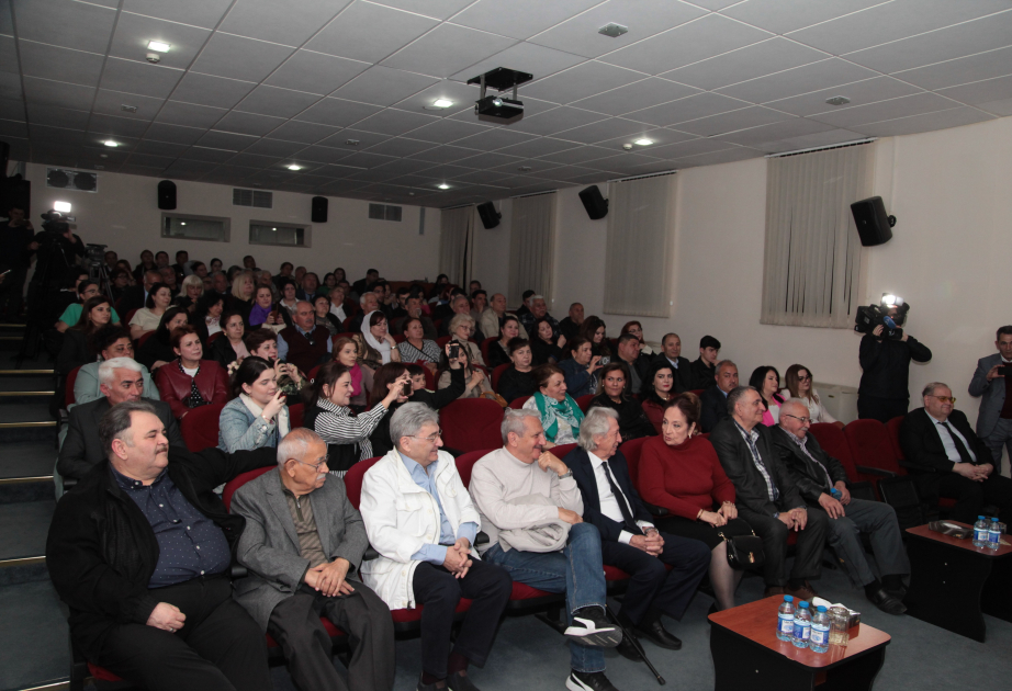 Görkəmli aktyor Səməndər Rzayevin xatirəsi anılıb