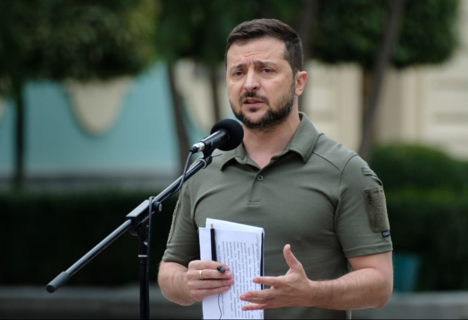 В Украине снова продлены военное положение и всеобщая мобилизация
