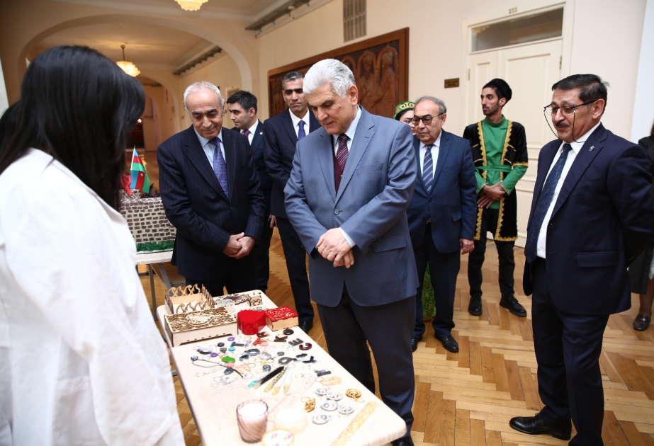 Pedaqoji Universitetdə “Fizika günü” keçirilib