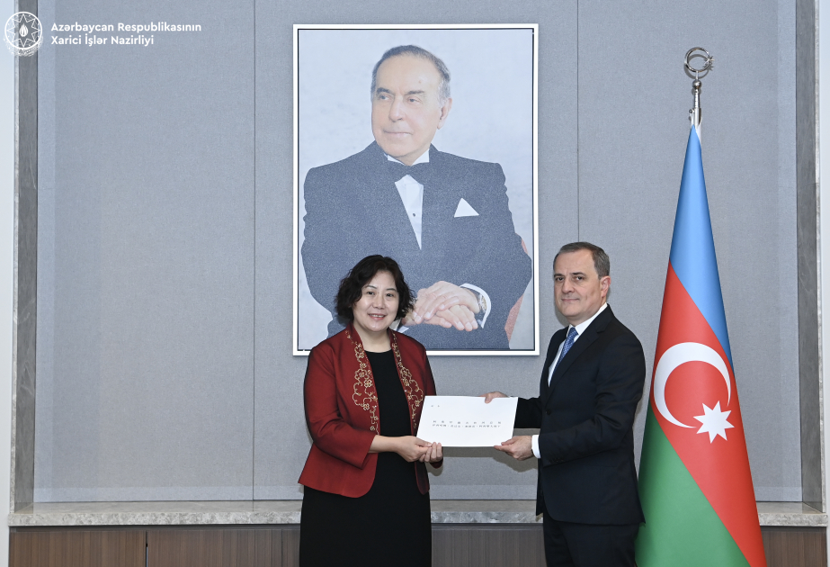 Azərbaycanla Çin arasında beynəlxalq təşkilatlar çərçivəsində əməkdaşlıq məsələləri müzakirə olunub