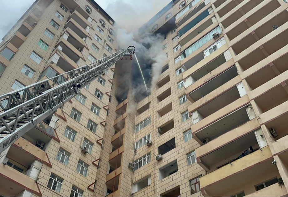 Xətai rayonunda çoxmərtəbəli yaşayış binasında baş verən yanğın söndürülüb YENİLƏNİB