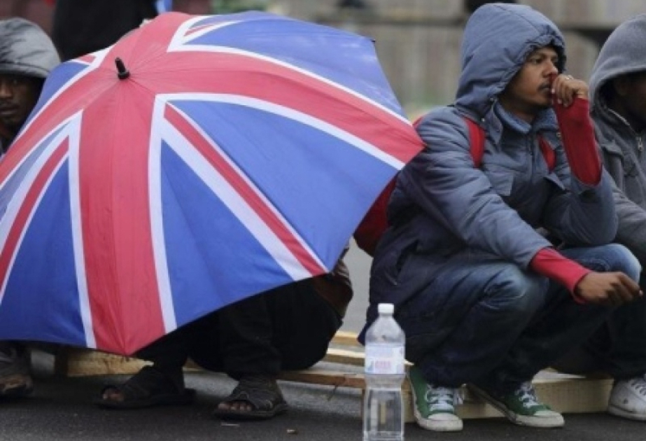 Böyük Britaniyaya vizaların yüksək qiyməti xarici alimləri cəlb etməyi çətinləşdirir