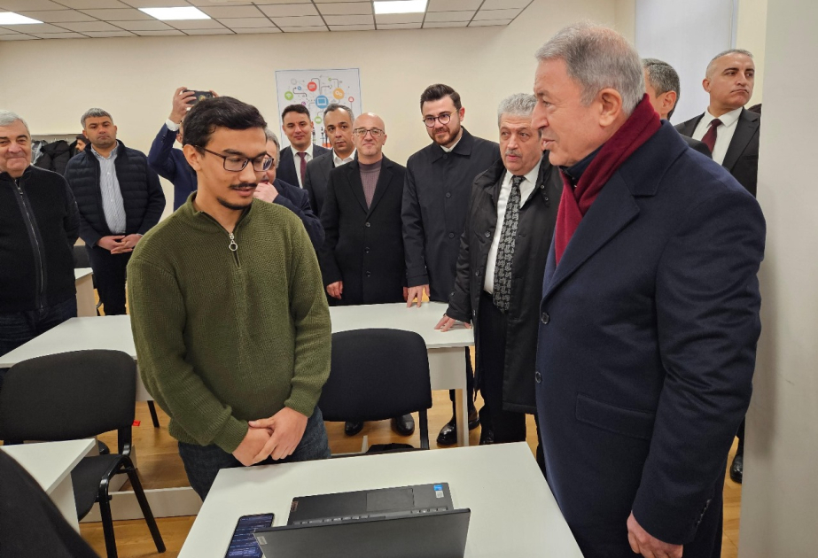 Турецкая делегация посетила Карабахский университет