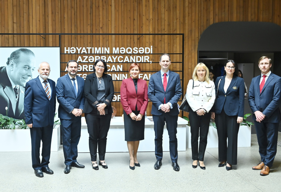 Sloveniya nümayəndə heyəti Bakı DOST Mərkəzinin fəaliyyəti ilə tanış olub