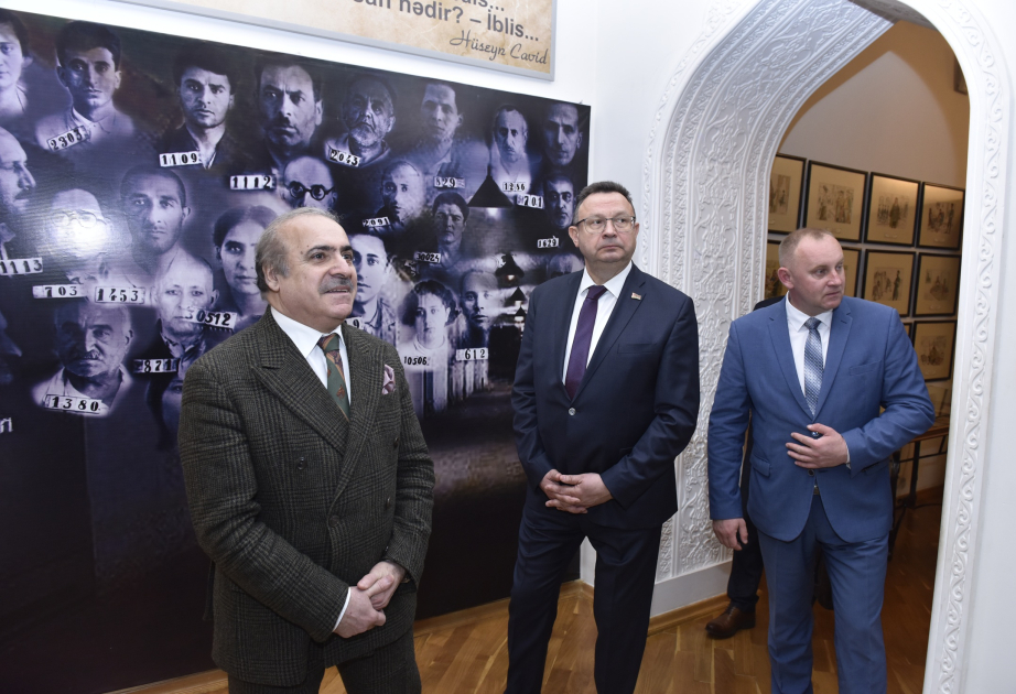 Belarusun Azərbaycandakı səfiri Milli Azərbaycan Ədəbiyyatı Muzeyinin qonağı olub