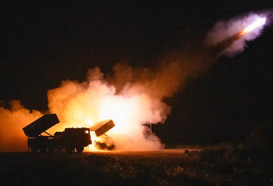 Corée du Sud : L'armée mène un exercice de tirs nocturne dans le comté frontalier de Goseong