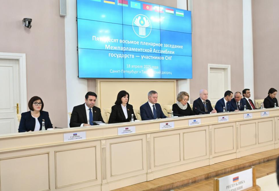 Parlamentssprecherin Gafarova nimmt an Plenarsitzung der Interparlamentarischen Versammlung der GUS teil