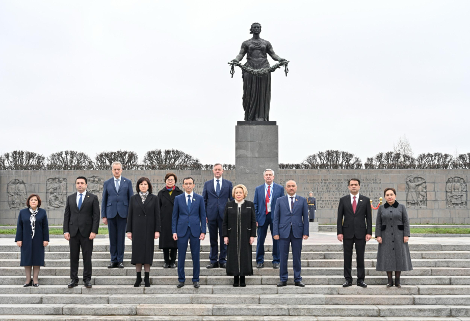 Председатель Милли Меджлиса приняла участие в мероприятиях в Санкт-Петербурге, посвященных 80-летию Победы над фашизмом