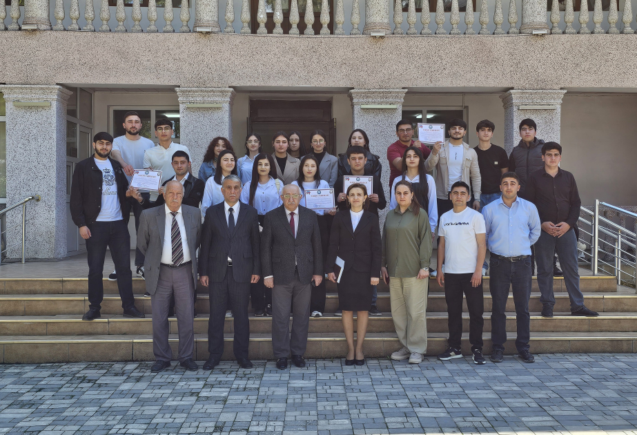 BDU-nun Qazax filialında “Müasir Azərbaycanın Demokratik Hüquqi Əsasları – Konstitusiyamız” mövzusunda intellektual yarış keçirilib