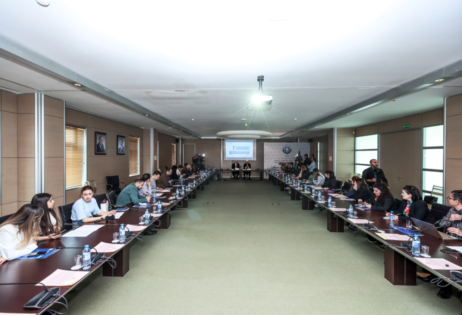 “Rəqəmsal gömrük və media” mövzusunda seminar keçirilib
