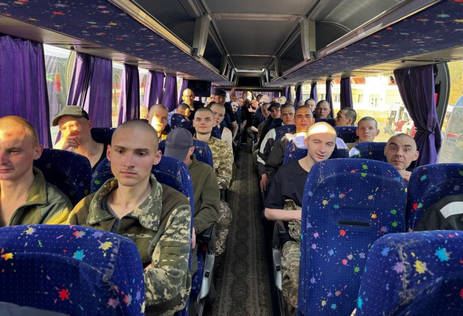 Ukrayna Pasxa bayramında 277 hərbçisini əsirlikdən vətənə qaytarıb