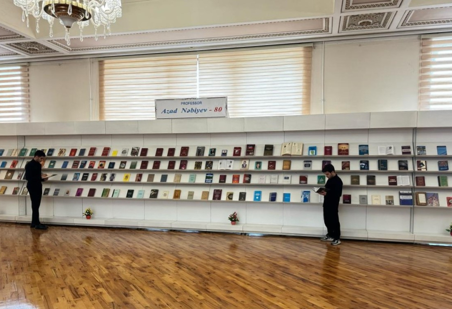Milli Kitabxanada Əməkdar incəsənət xadimi Xanımana Əlibəyli və professor Azad Nəbiyev ilə bağlı kitab sərgiləri açılıb