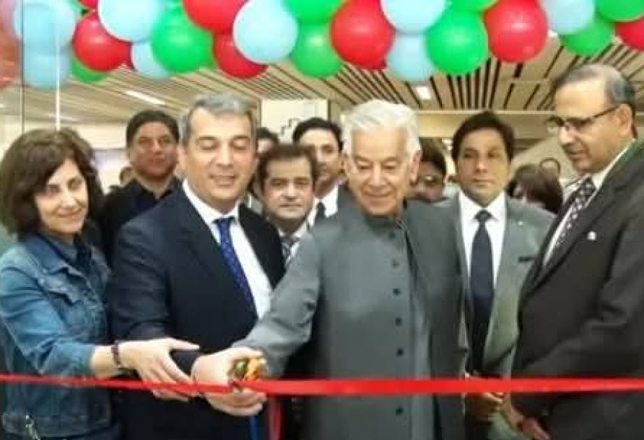 Primer ministro paquistaní: “La reanudación del servicio aéreo entre Lahore y Bakú es un hito importante”