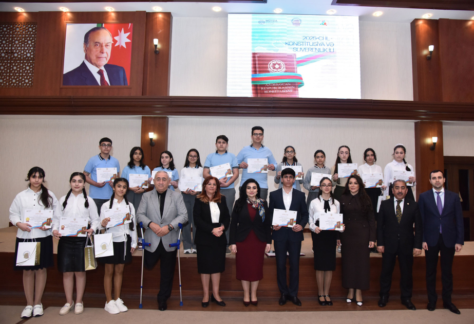 Esse müsabiqəsinin qalibləri mükafatlandırılıb