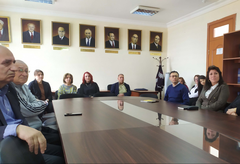 Coğrafiya İnstitutunun elmi seminarında “Siyasi şok doktrinası” mövzusunda məruzə dinlənilib