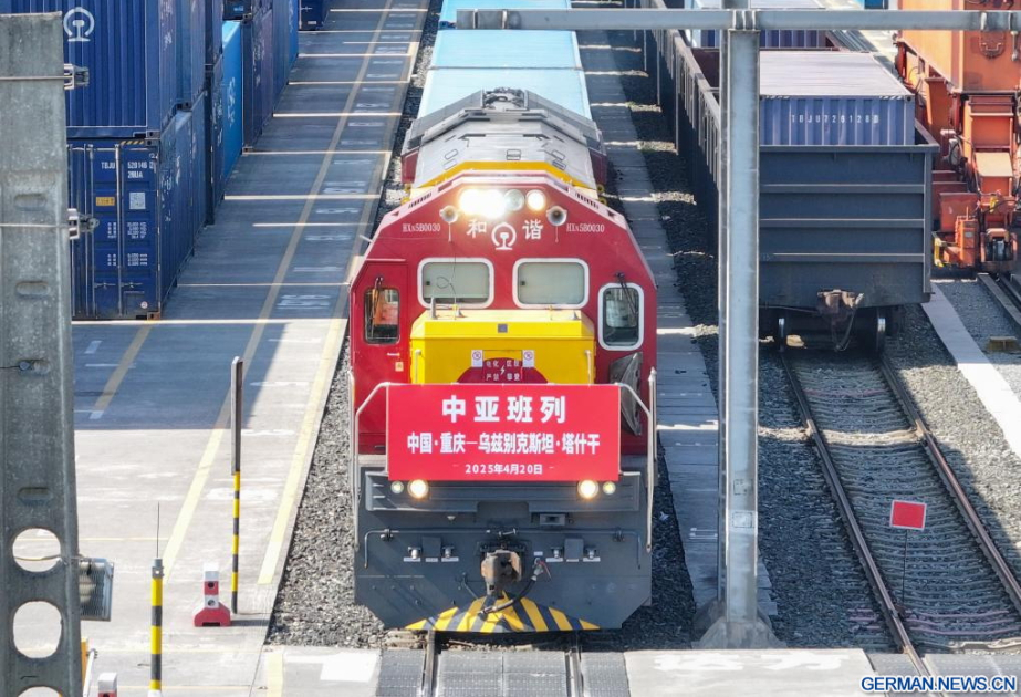Regelmäßige Güterzugverbindung verbindet Chinas Chongqing mit Zentralasien