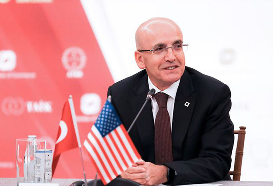 Türkiyənin maliyyə naziri Nyu-Yorkda ABŞ investorları ilə görüşüb