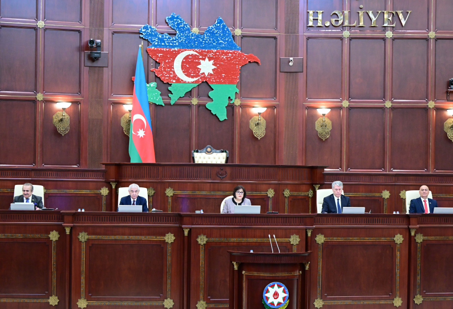 Milli Məclisin plenar iclasında 12 məsələ müzakirə edilib YENİLƏNİB  VİDEO
