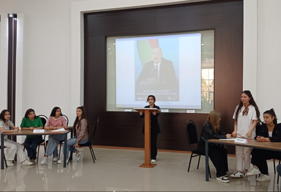 Qazaxda tələbələr arasında bilik yarışı təşkil olunub