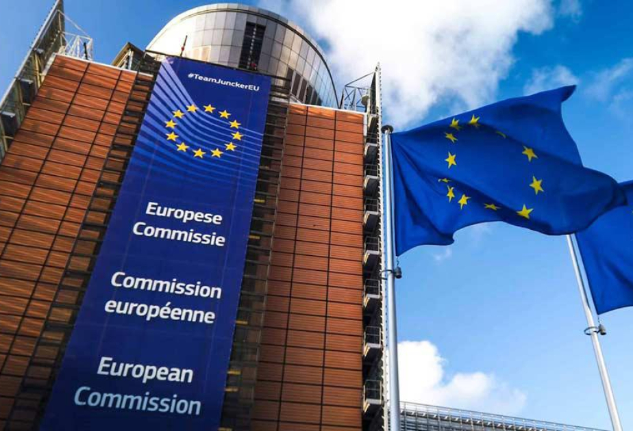 L'UE inflige 700 millions d'euros d'amende contre les géants américains de la tech Apple et Meta