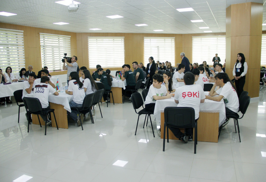 Şəki Təhsil sektorunun komandası bilik yarışının region mərhələsinin qalibi olub