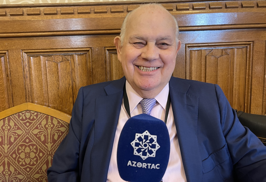 Lord David Evans: Azərbaycanın infrastrukturu Orta Dəhlizin uğurunda həyati rol oynayır