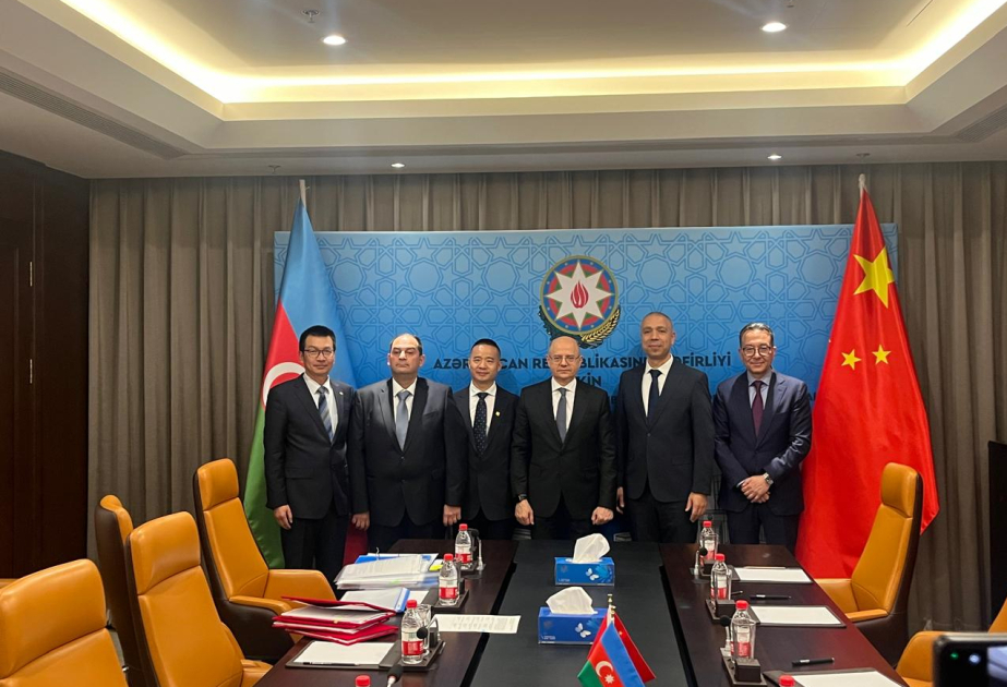 阿塞拜疆与中国公司签署生产2.4吉瓦绿色能源的多个文件