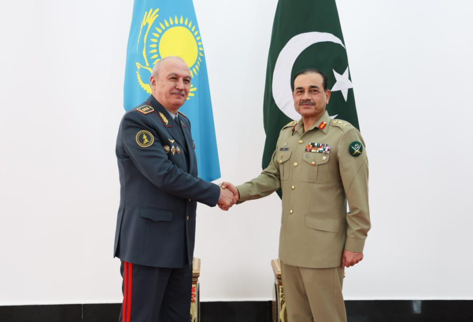 Kazakhstan, Pakistan keen to boost military cooperation