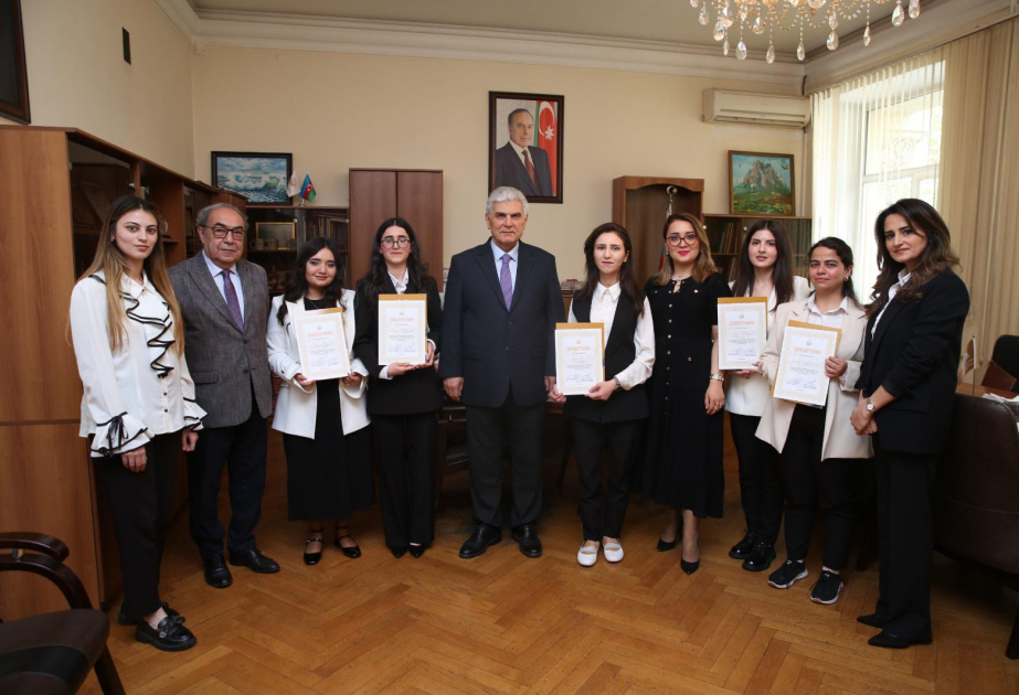 ADPU-da “Peşəkar təcrübə proqramı”nın bağlanış mərasimi keçirilib