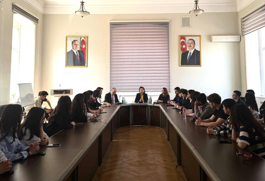 Dövlət İdarəçilik Akademiyasında “Qərbi Azərbaycan toponimləri: milli kimliyin izləri” mövzusunda görüş keçirilib