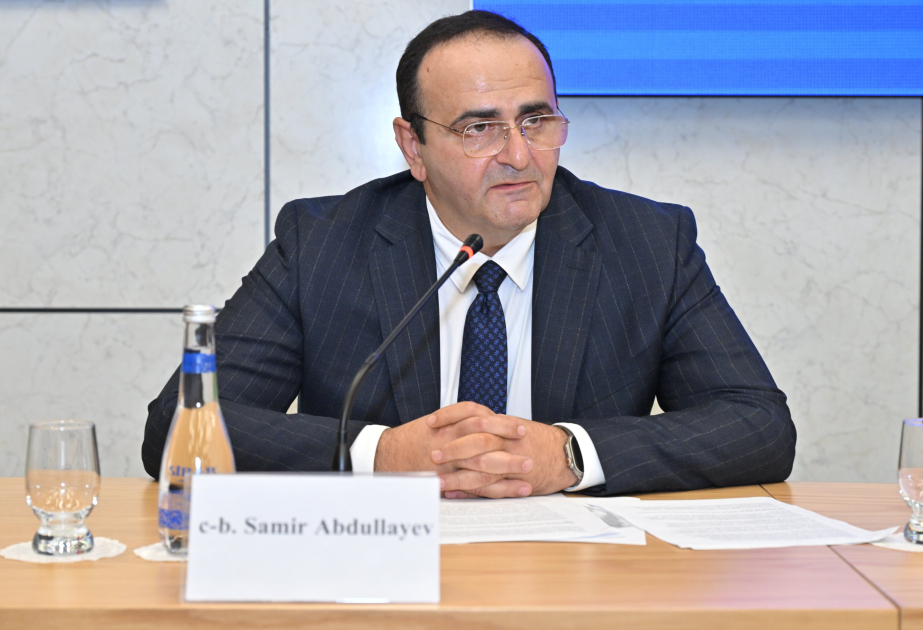 Ticarət şəbəkələrinin bazar iqtisadiyyatında rolu: imkanlar və perspektivlər” mövzusunda dinləmələr keçirilir